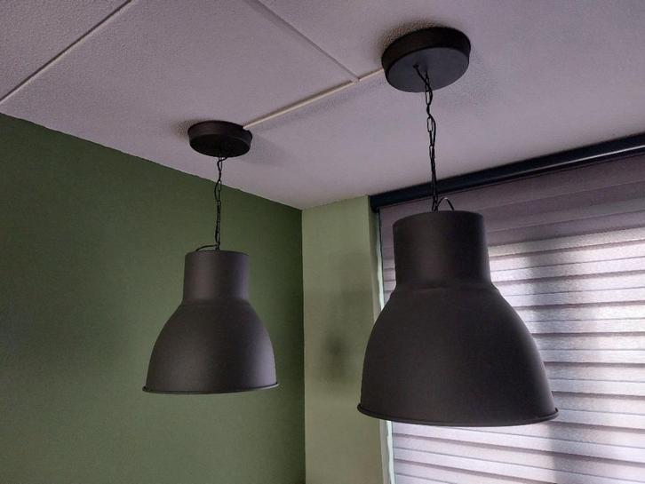 Ikea Hektar Hanglamp 2 stuks, Huis en Inrichting, Lampen | Hanglampen, Gebruikt, Minder dan 50 cm, Metaal, Ophalen