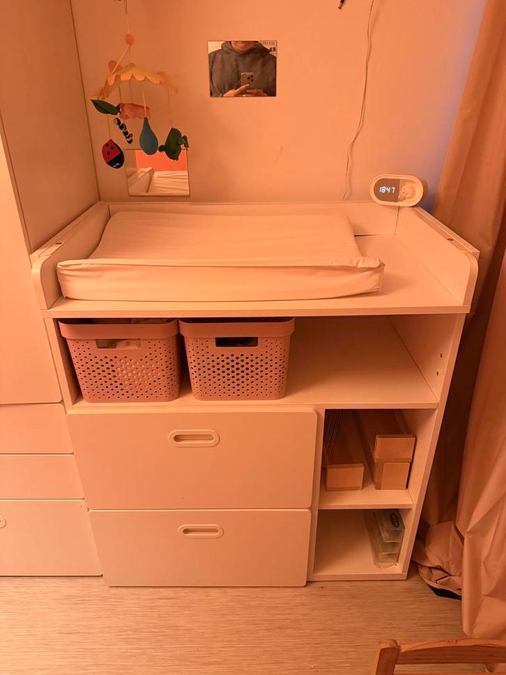 Smastad commode, korter bovenblad, evt aankleedkussen+hoezen, Kinderen en Baby's, Kinderkamer | Commodes en Kasten, Zo goed als nieuw