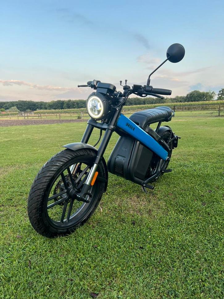Brekr B4000 blauw – Gen2 accu – 5191 km – erg nette staat, Fietsen en Brommers, Brommers | Overige merken, Zo goed als nieuw, Maximaal 45 km/u