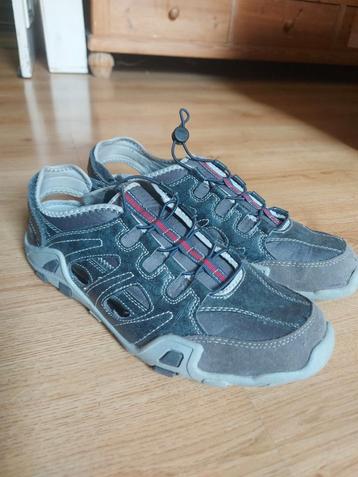 Heren sandalen maat 45 beschikbaar voor biedingen