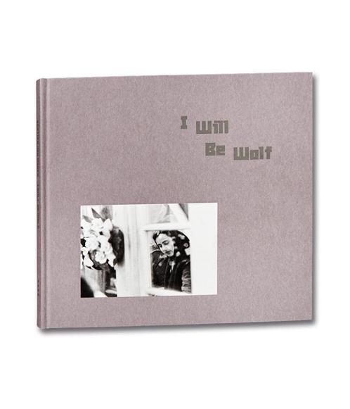 Bertien van Manen - I Will Be Wolf, Boeken, Kunst en Cultuur | Fotografie en Design, Nieuw, Fotografen, Ophalen of Verzenden