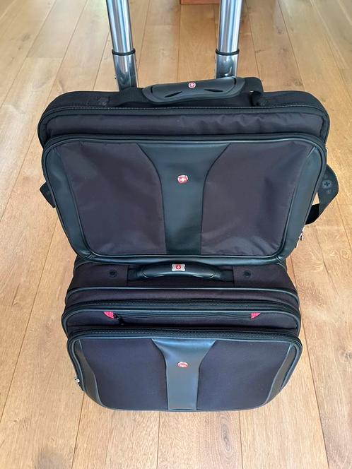 Topkwaliteit Wenger business trolley incl. laptoptas, Computers en Software, Laptoptassen, Zo goed als nieuw, Trolleytas, 17 inch of meer