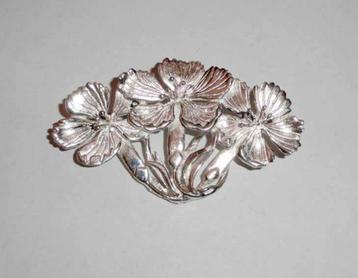 Broche Bloemen Klaproos Zilver beschikbaar voor biedingen