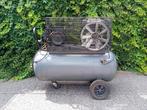 AIRPRESS 2 CYLINDER COMPRESSOR MET SLANG EN PISTOOL, Doe-het-zelf en Verbouw, Compressors, Ophalen, Gebruikt, 6 tot 10 bar, 25 tot 100 liter