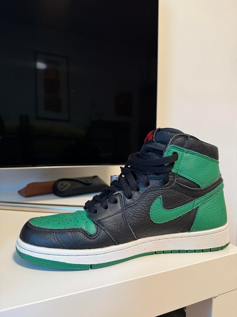 JORDAN Air Jordan 1 Retro high-top sneakers / 42 size /, Overige kleuren, Ophalen of Verzenden, Sneakers of Gympen, Zo goed als nieuw
