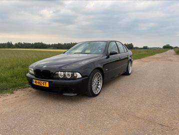 BMW 5-Serie 3.0L I 520 2002 Zwart Nieuwe APK beschikbaar voor biedingen