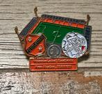 Voetbal pin FC Volendam-Ajax eredivsie 2025-2026, Verzamelen, Speldjes, Pins en Buttons, Ophalen of Verzenden, Nieuw, Sport
