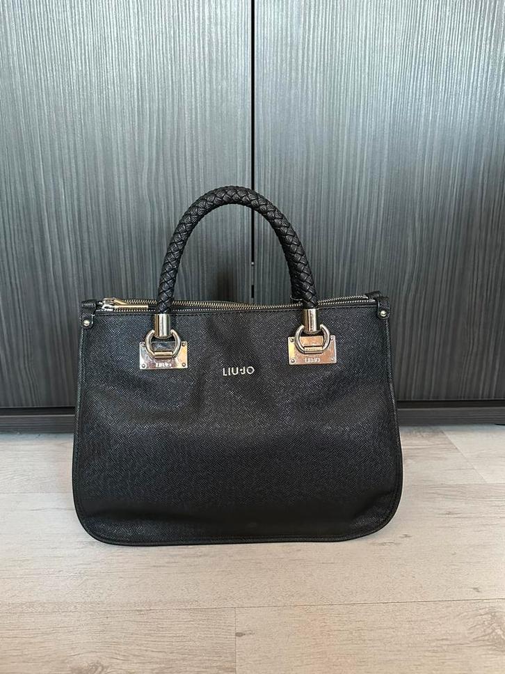 Liu Jo handtas, Sieraden, Tassen en Uiterlijk, Tassen | Damestassen, Zo goed als nieuw, Handtas, Zwart, Ophalen of Verzenden