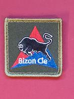 Bizon Cle Embleem borstembleem 43 Gemechaniseerde  Brigade, Verzamelen, Verzenden, Landmacht, Nederland, Embleem of Badge