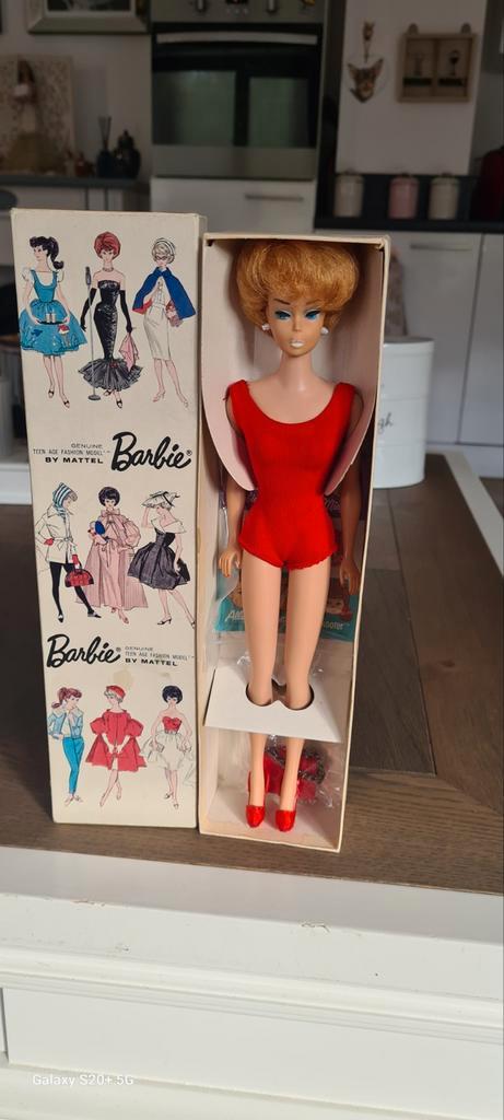 Vintage Barbie pop bubblecut  in originele doos, Verzamelen, Poppen, Zo goed als nieuw, Ophalen of Verzenden
