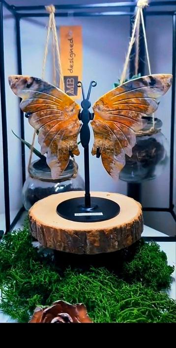 Hommel Jaspis set met Standaard | Bumblebee Jasper set with  beschikbaar voor biedingen
