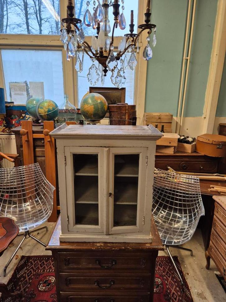 Brocante Vitrine Keukenkastje, Antiek en Kunst, Antiek | Meubels | Kasten, Ophalen