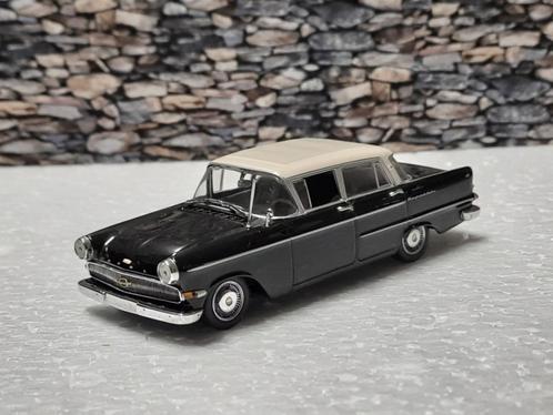 Opel Kaptein.  Conditie: Model in nieuwstaat, zonder ovp. Mo, Hobby en Vrije tijd, Modelauto's | 1:43, Nieuw, Auto, MiniChamps