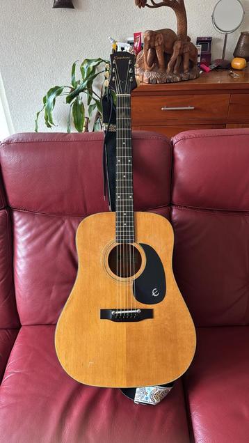 Epiphone FT-145 Texan 70s Dreadnought beschikbaar voor biedingen