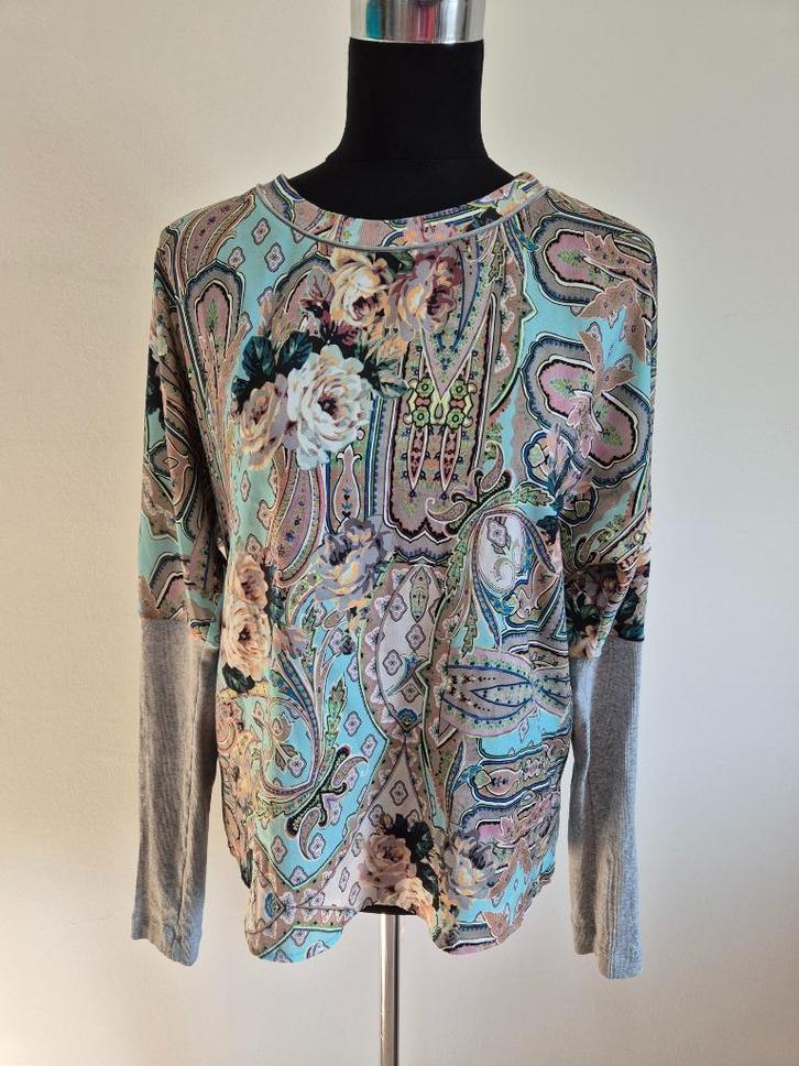 Top55 - Fleurige Marc Cain top met lange mouw maat 2=S (1), Kleding | Dames, T-shirts, Zo goed als nieuw, Maat 38/40 (M), Lange mouw