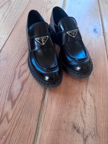 Prada Platform Loafers - Maat 38 - Zwart beschikbaar voor biedingen