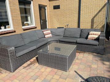 lounche set met gratis hoes beschikbaar voor biedingen