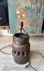Naaf lamp van een oud karrewiel, Ophalen, Gebruikt, Landelijk, sober, Minder dan 50 cm