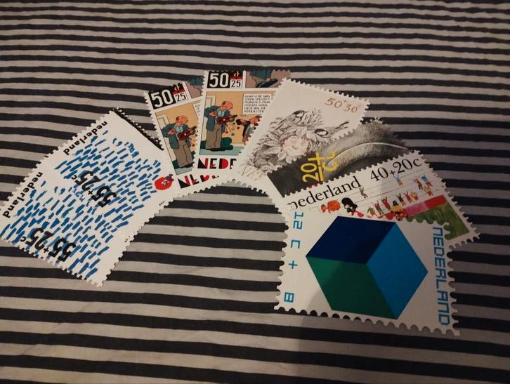 8 Kinderpostzegel Bedankkaarten met lage nummers., Postzegels en Munten, Postzegels | Nederland, Ophalen of Verzenden