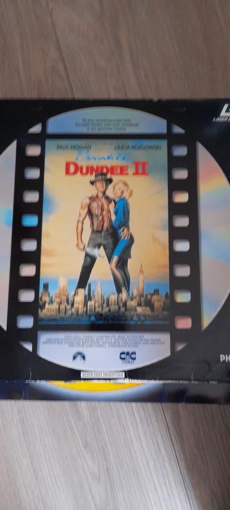 Laserdisc  Crocodille Dundee Dl.2   PAL, Ophalen of Verzenden