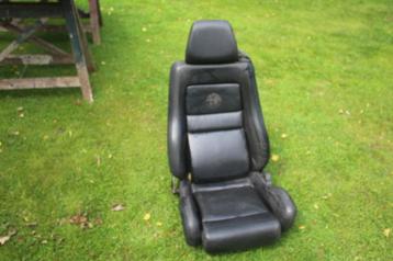 Stoel Alfa Romeo Spider 916 beschikbaar voor biedingen