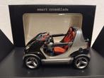 Smart For Two black Jack Cross Blade  Kyosho 1:18 KRD, Hobby en Vrije tijd, Modelauto's | 1:18, Ophalen of Verzenden, Zo goed als nieuw