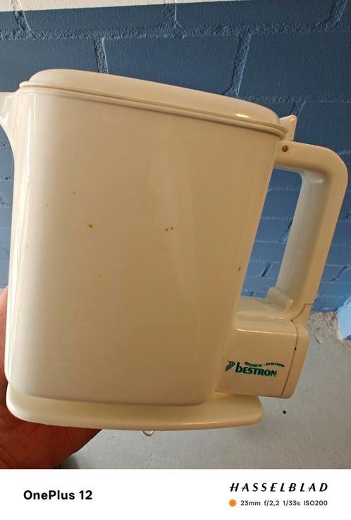 KLEINE COMPACTE BESTRON WATERKOKER, Witgoed en Apparatuur, Waterkokers, Zo goed als nieuw, Minder dan 1 liter, Ophalen of Verzenden