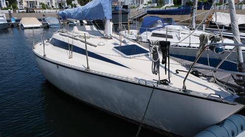Beneteau First 27, Watersport en Boten, Kajuitzeilboten en Zeiljachten, Gebruikt, Tourjacht of Cruiser, Polyester, 6 tot 9 meter