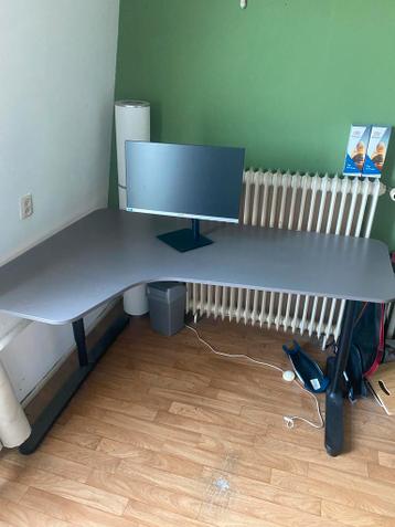 Ikea BEKANT Hoekbureau Links - 110x160cm - afbeelding 1