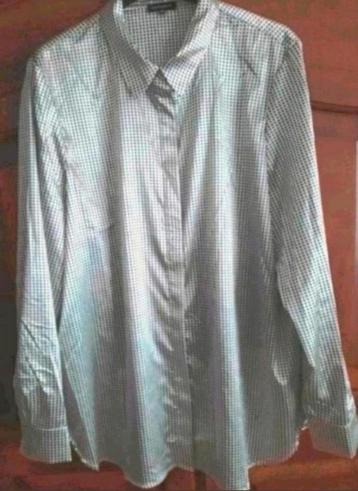 Zilvergrijze glanzende blouse van Question 4XL 46-48  beschikbaar voor biedingen
