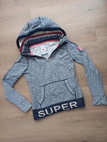 Hoody Superdry maat M beschikbaar voor biedingen