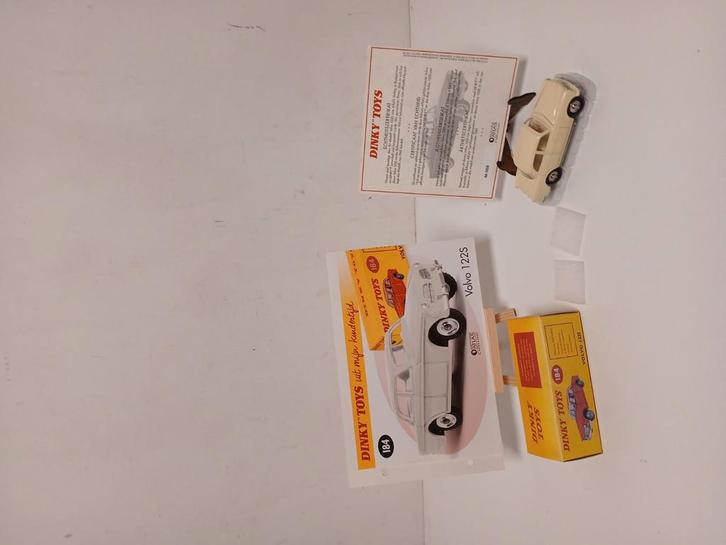 Volvo 122s crème dinky toys atlas, Hobby en Vrije tijd, Modelauto's | 1:43, Zo goed als nieuw, Tractor of Landbouw, Dinky Toys
