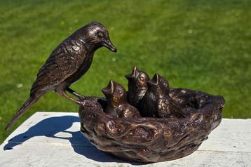 VOGELNEST / vogel / brons beschikbaar voor biedingen