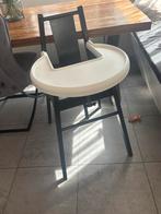 Ikea kinderstoel met afneembaar blad - Zwart, Kinderen en Baby's, Kinderstoelen, Ophalen, Zo goed als nieuw, Meegroeistoel, Gordel(s)