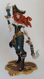 Miss Fortune/ Akali Statues League of Legends, Ophalen of Verzenden, Gebruikt