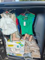 Bus vol met dames kleding, Ophalen, Nieuw