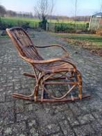 rotan schommelstoel., Ophalen, Gebruikt, Rotan