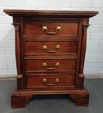 Houten kastje / nachtkastje, Ophalen, Gebruikt