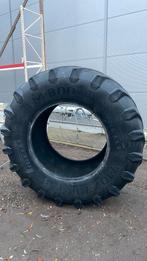 Tractor banden 2x tm800 710/70R38 lek, Ophalen