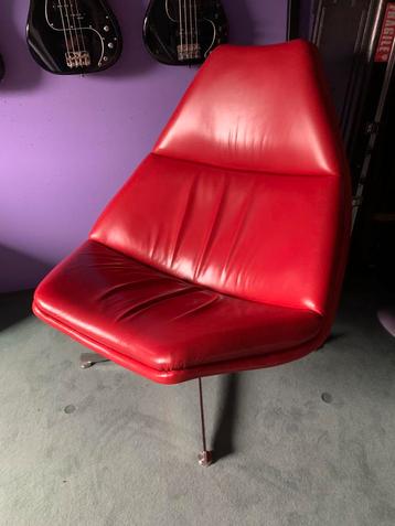 Lederen ARTIFORT F512 draaifauteuil beschikbaar voor biedingen