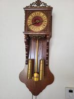 Te koop nette klok en slaat om het half uur!, Ophalen of Verzenden