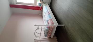meidenbed 90x200, Inclusief lattenbodem beschikbaar voor biedingen