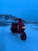 ZELDZAME Rode Piaggio zip fastrider 70cc dr. NIET TE RUIL, Motoren, Ophalen