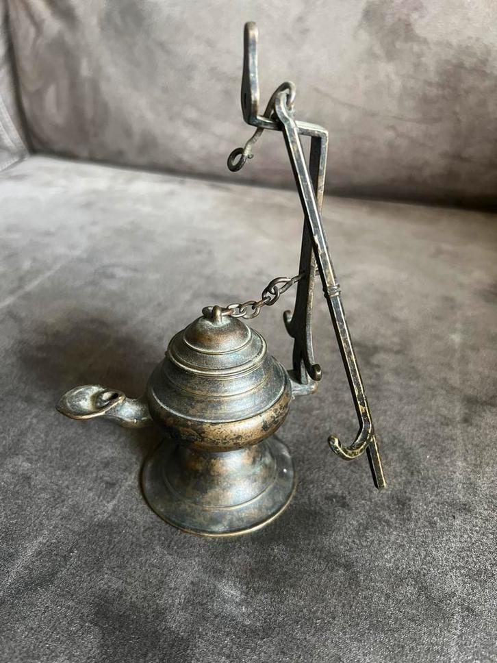 Antiek Olielampje Koper / Brons., Antiek en Kunst, Antiek | Koper en Brons, Koper, Ophalen of Verzenden