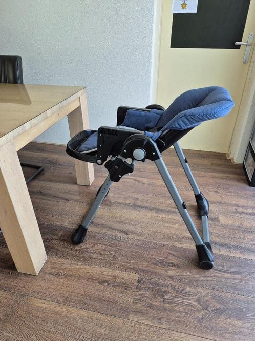 kinderstoel, Kinderen en Baby's, Kinderstoelen, Zo goed als nieuw, Meegroeistoel, Aanschuifbaar, Afneembaar eetblad, Gordel(s)