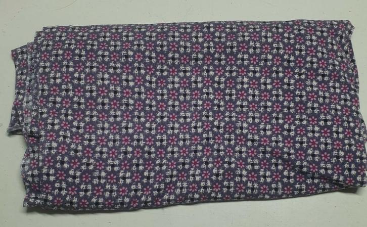 Tricot viscose zacht lila (122), Hobby en Vrije tijd, Stoffen en Lappen, Nieuw, 120 cm of meer, 30 tot 200 cm, Ophalen of Verzenden