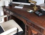 Oud antiek bureau ( duo ), Ophalen