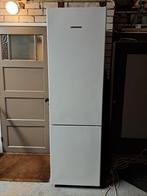 Liebherr koelvriescombi in zeer goede staat. 3.5jr oud, Witgoed en Apparatuur, Koelkasten en IJskasten, Ophalen, 200 liter of meer