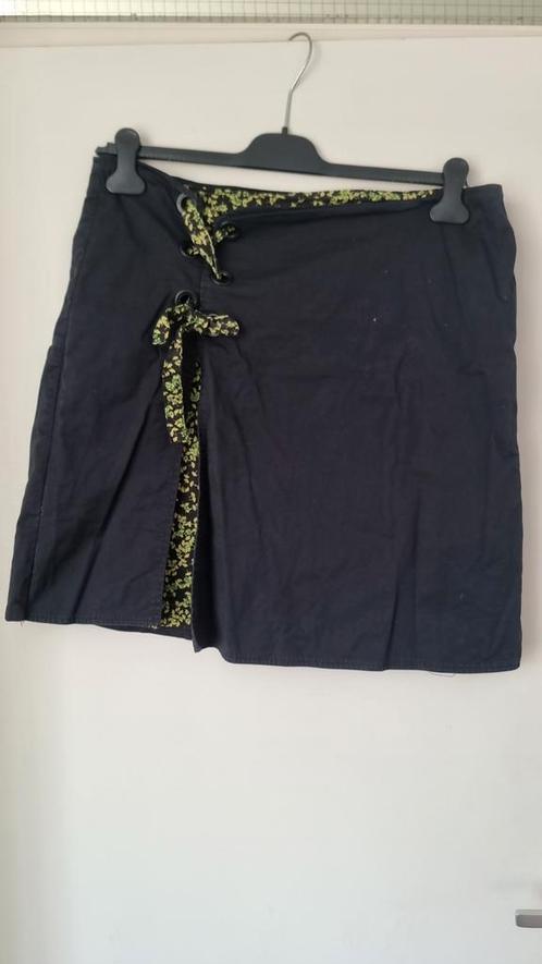 Rok maat 40 - merk Skunkfunk, Kleding | Dames, Rokken, Zo goed als nieuw, Maat 38/40 (M), Zwart, Knielengte, Ophalen of Verzenden