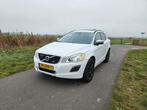 Volvo XC60 D3 R-Design 2011 Wit, Auto's, Volvo, Voorwielaandrijving, 1624 kg, 1984 cc, Particulier